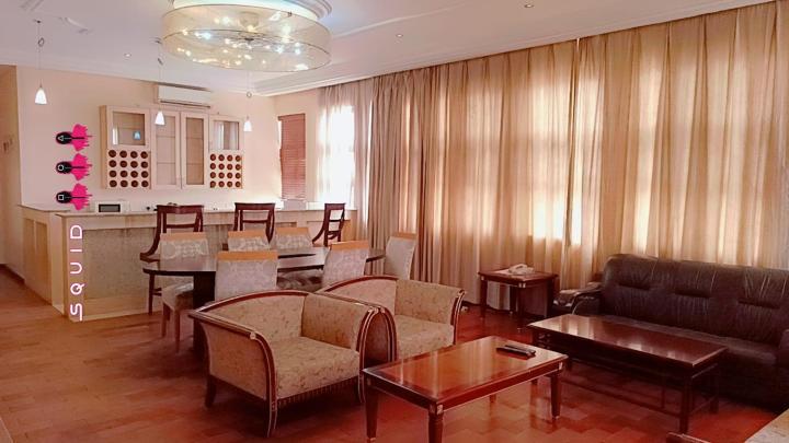 Owu Crown Hotel Ibadan Eksteriør billede