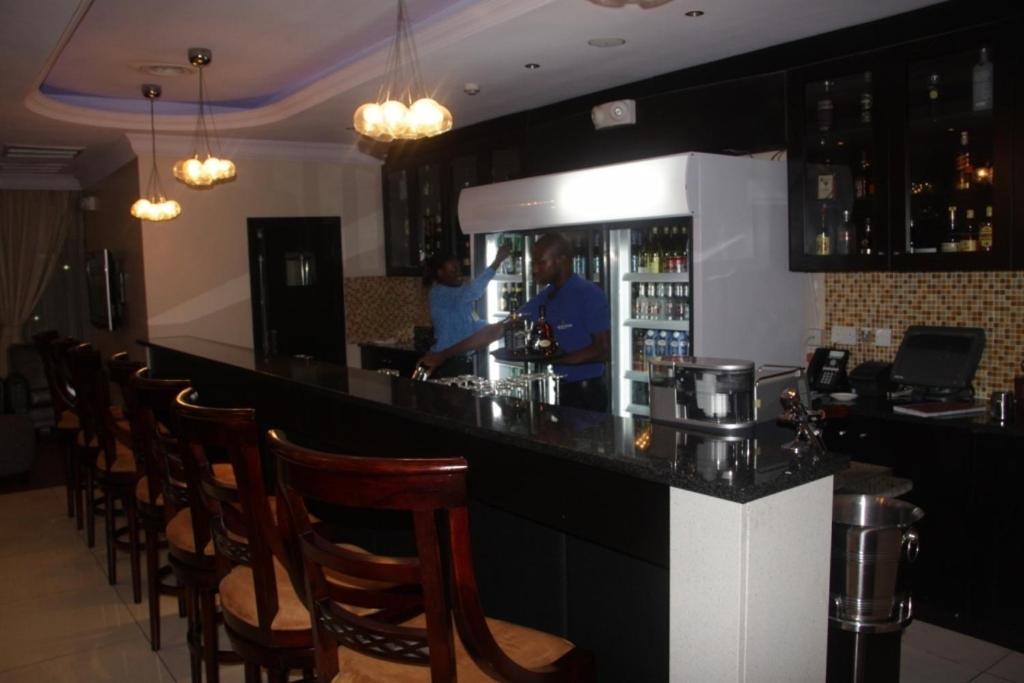 Owu Crown Hotel Ibadan Eksteriør billede